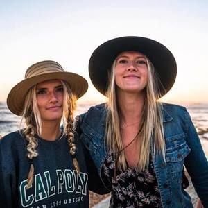 Meet your Posher, Desi